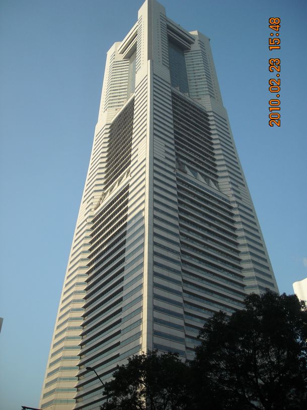 ナビにも載っている横浜のランドマークタワー